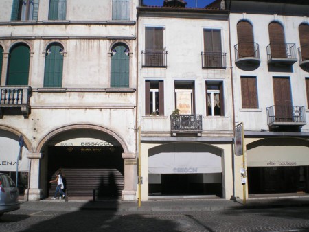 Esterno